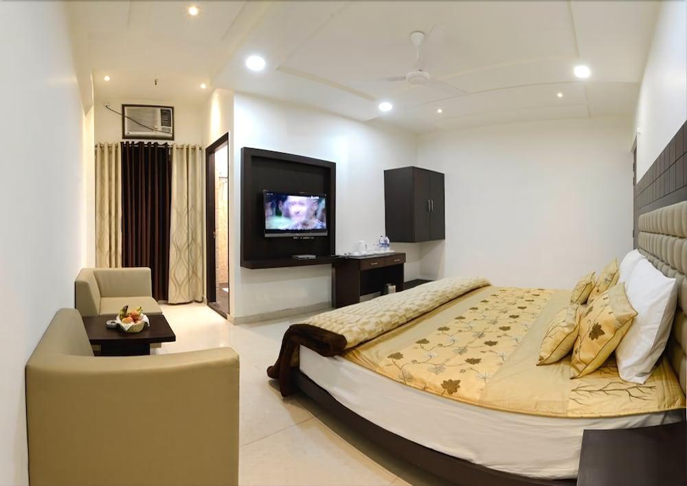 Hotel Madhushrie Agra  Exterior foto