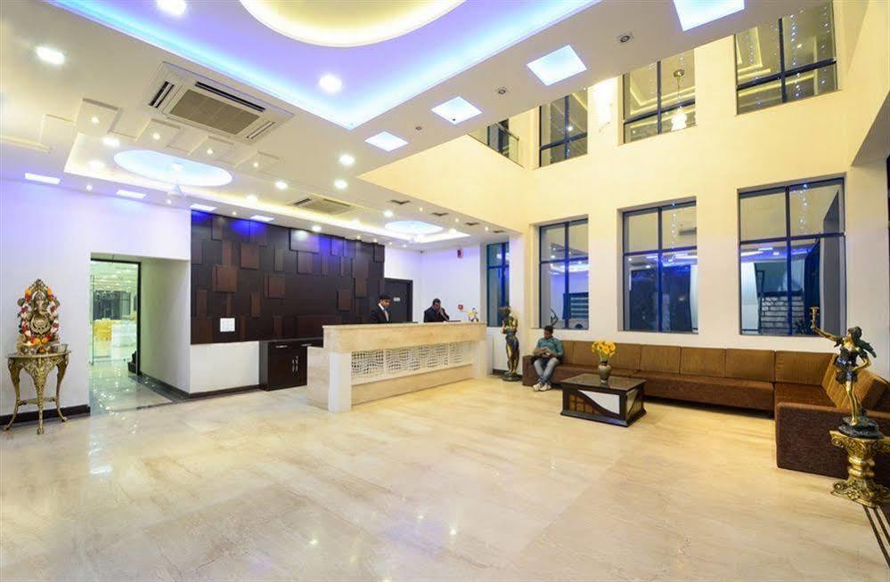 Hotel Madhushrie Agra  Exterior foto